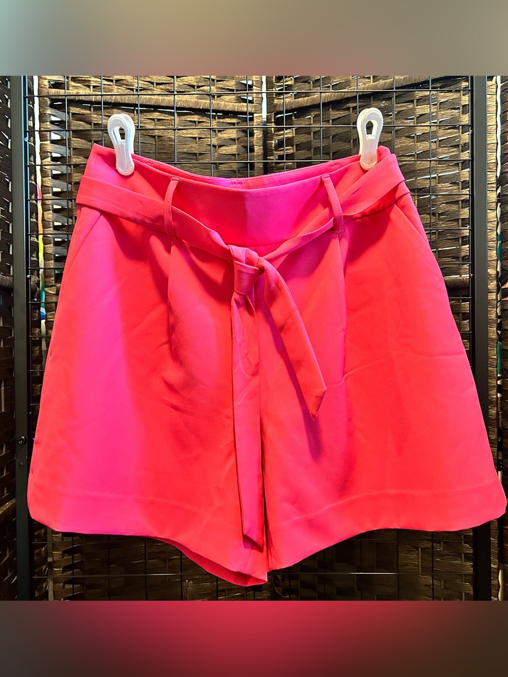 NWT White House black market HighWaist Tie Belt Women’s Shorts in Bright Pink 12